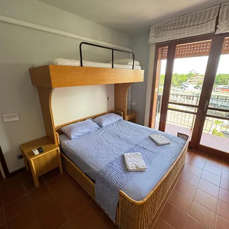 Ampio In Centro Con Vista - Terrazze, Parcheggio Gratuito E Wi-fi Apartment Lignano Sabbiadoro